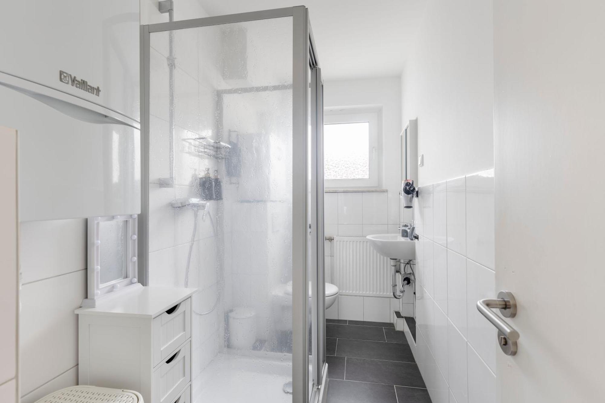 44 Apartments - Modern, Gemuetlich, Wlan, Balkon, Stellplatz 伍珀塔尔 外观 照片